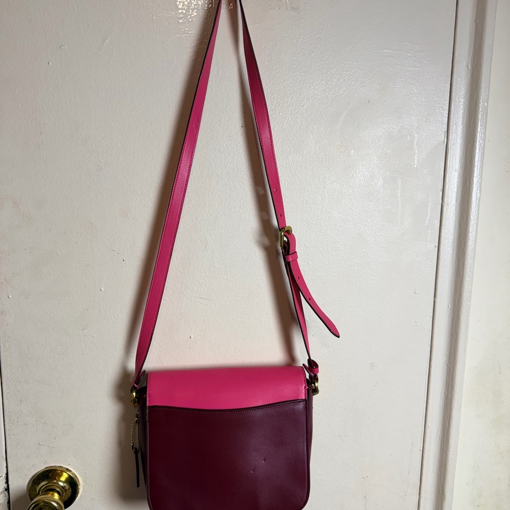 Coach holton color block leather saddle bag in brass pink multi - Picture 4 of 8